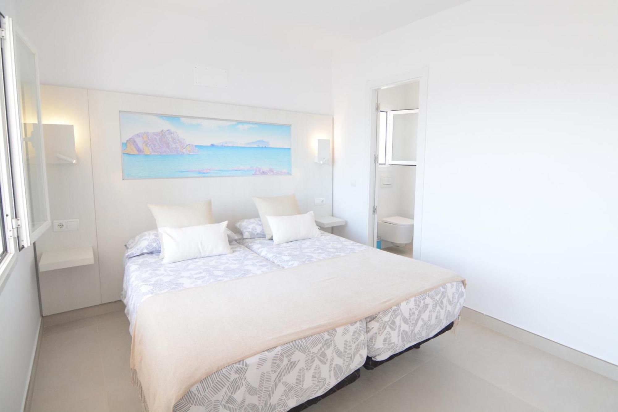 Apartamentos Casa Franziska Talamanca  Buitenkant foto